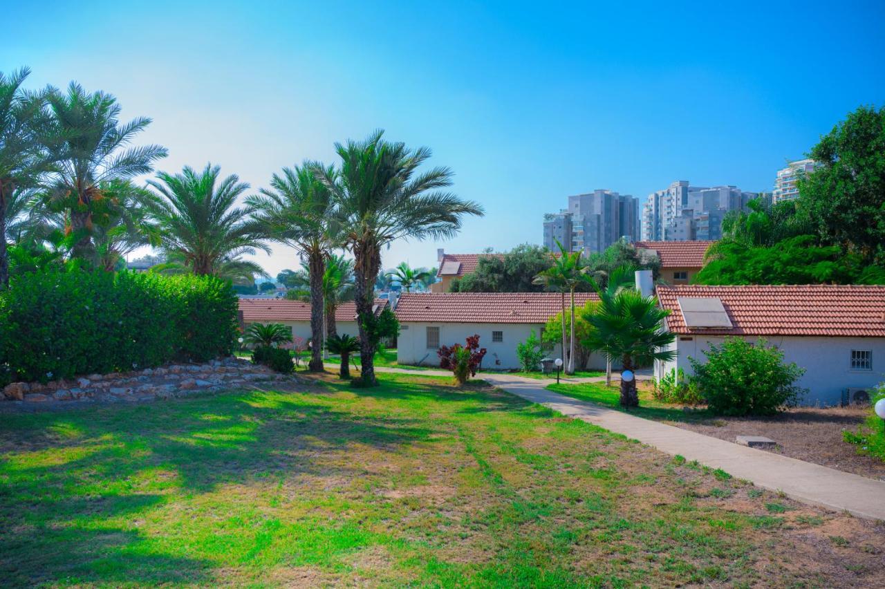 Agamim Hotel Askelón Kültér fotó