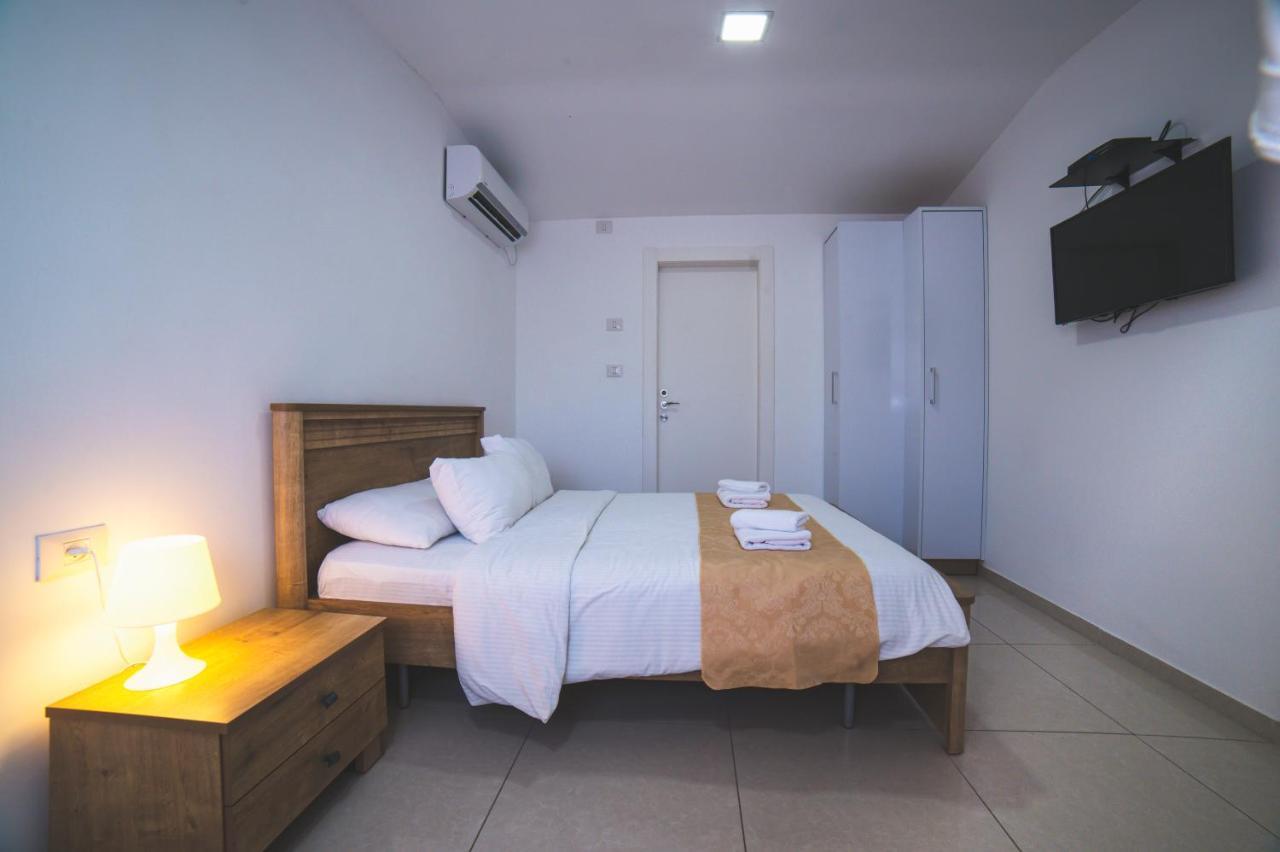 Agamim Hotel Askelón Kültér fotó