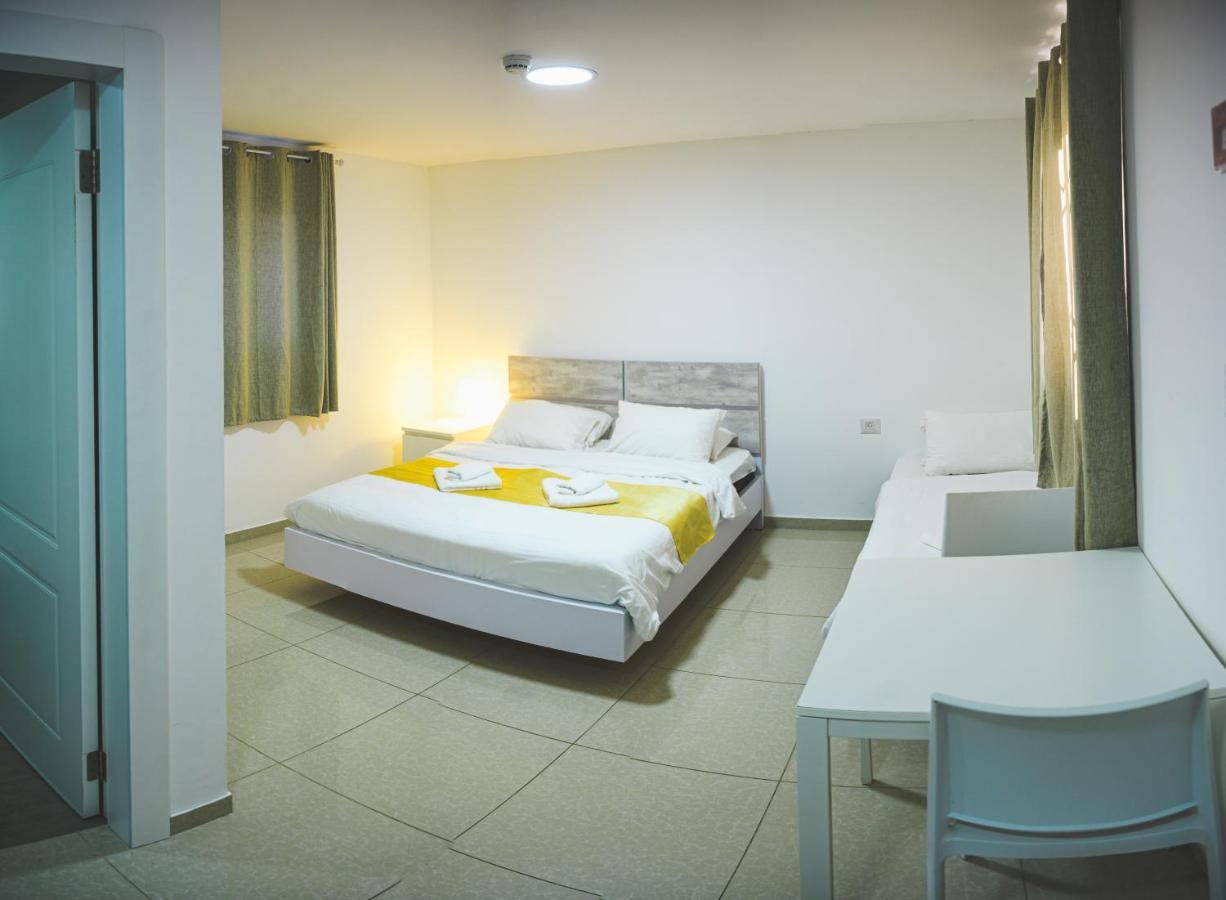 Agamim Hotel Askelón Kültér fotó